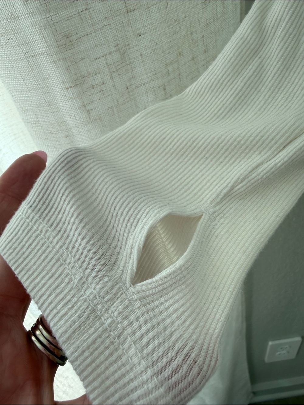 Old Navy Cropped Cream Ribbed Long Sleeve Scoop Top - Picture 5 of 5